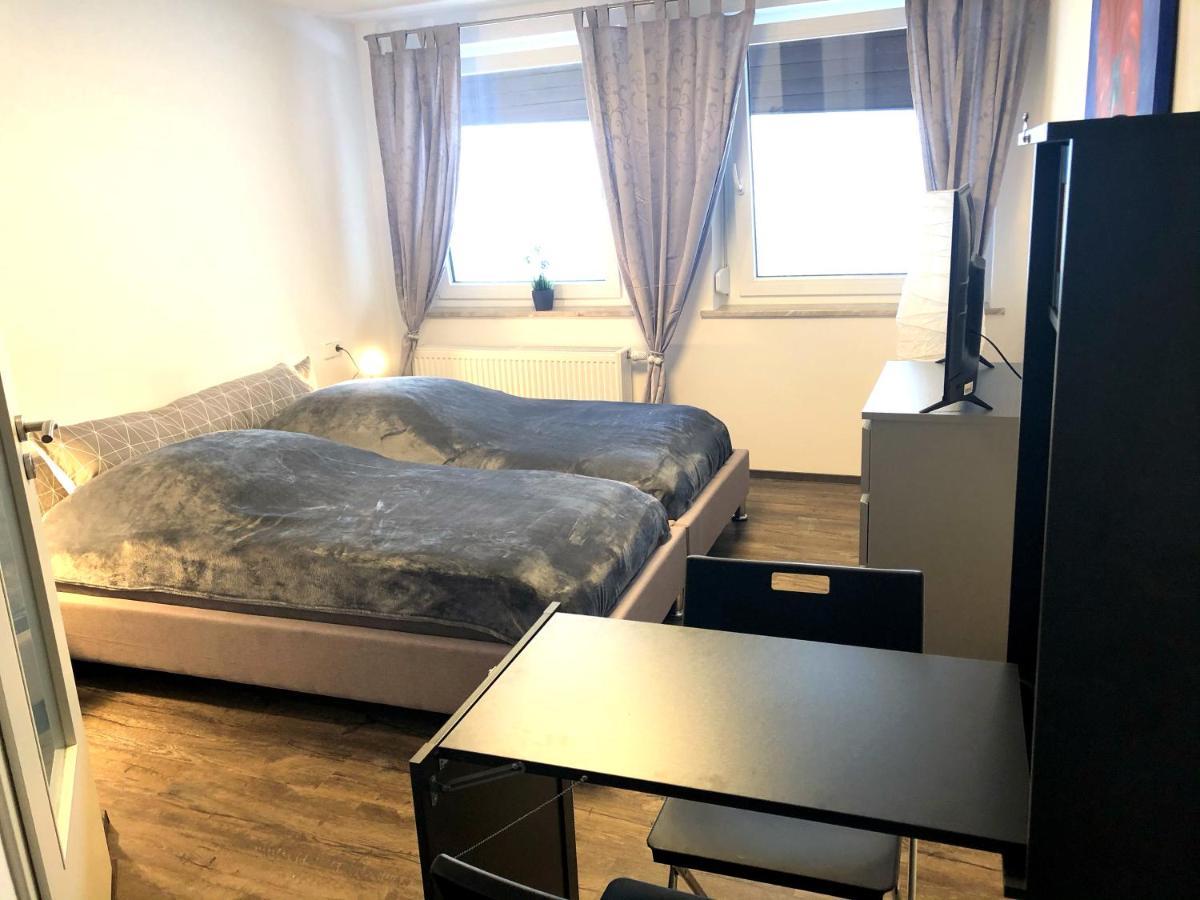 Lisas Gaestehaus Neckartenzlingen 외부 사진