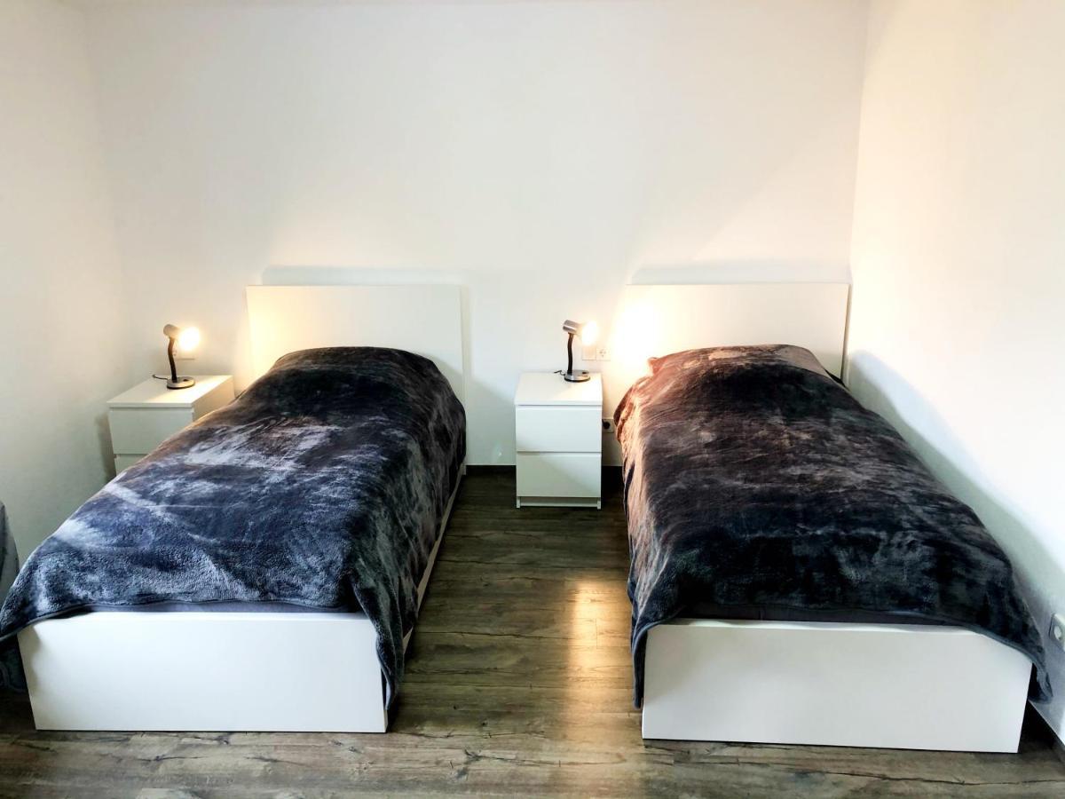 Lisas Gaestehaus Neckartenzlingen 외부 사진
