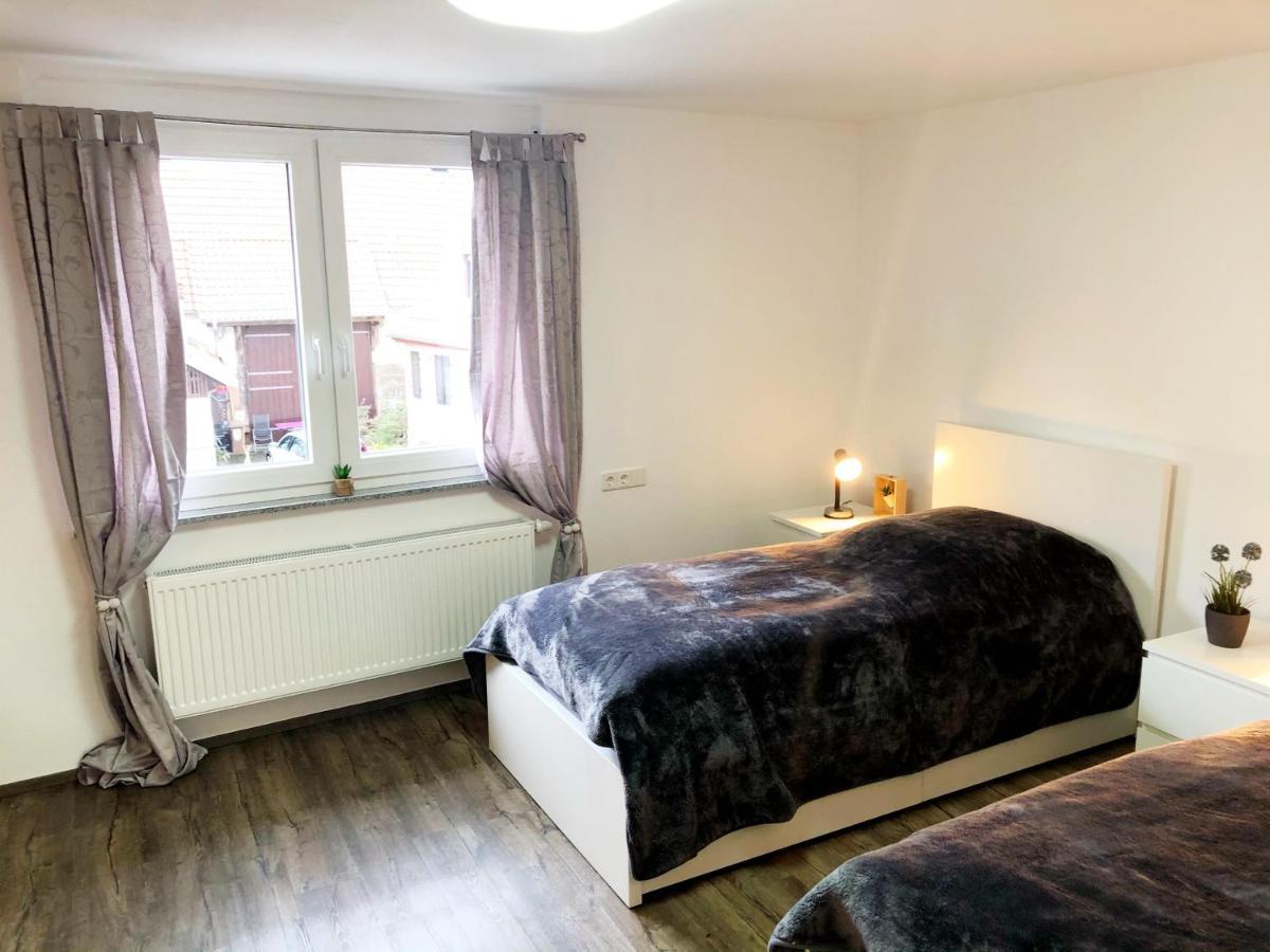 Lisas Gaestehaus Neckartenzlingen 외부 사진